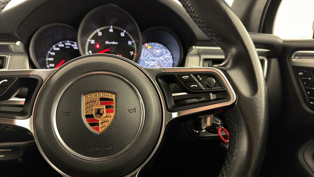 Porsche Macan Macan Gts S-a Grey #18