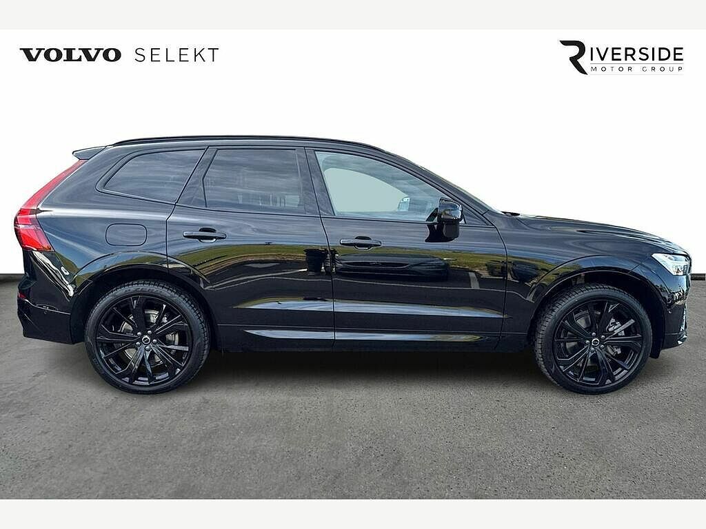 Volvo XC60 Black Edition Plus, T6 Awd Plug-in Hybrid, Electri Black #4