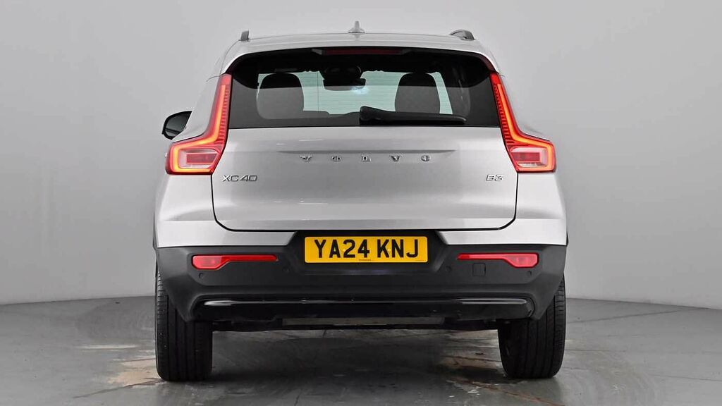 Volvo XC40 Plus B3 Dark Mild Hybrid YA24KNJ Silver #5