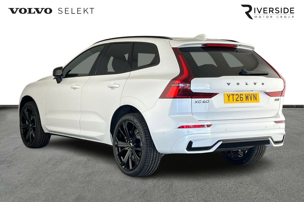 Volvo XC60 B5 Black Edition Plus, Awd Mild Hybrid, White #5