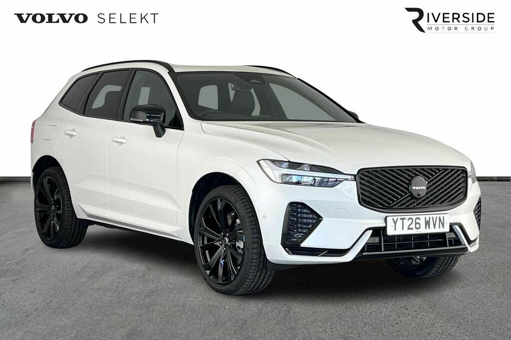 Volvo XC60 B5 Black Edition Plus, Awd Mild Hybrid, White