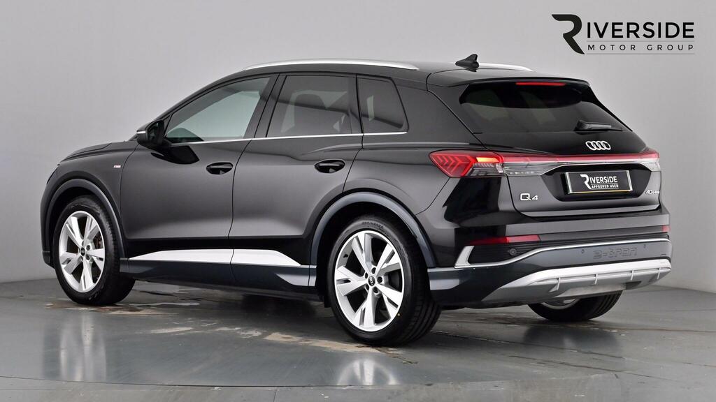 Audi Q4 E Tron 40 S Line 82Kwh Black #2