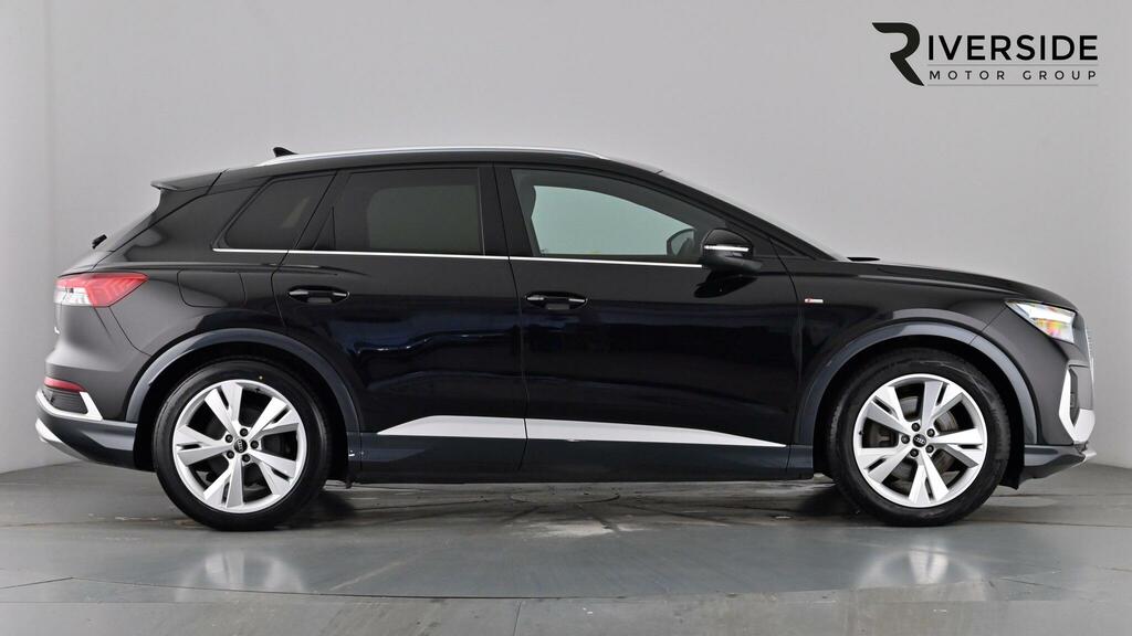 Audi Q4 E Tron 40 S Line 82Kwh Black #3