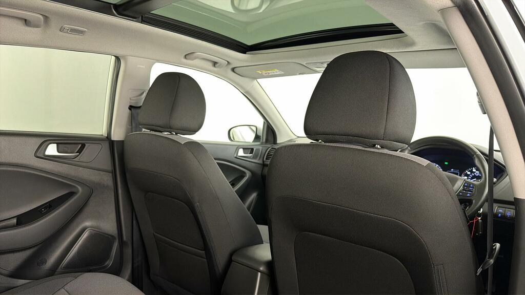 Hyundai I20 1.2 S White #32