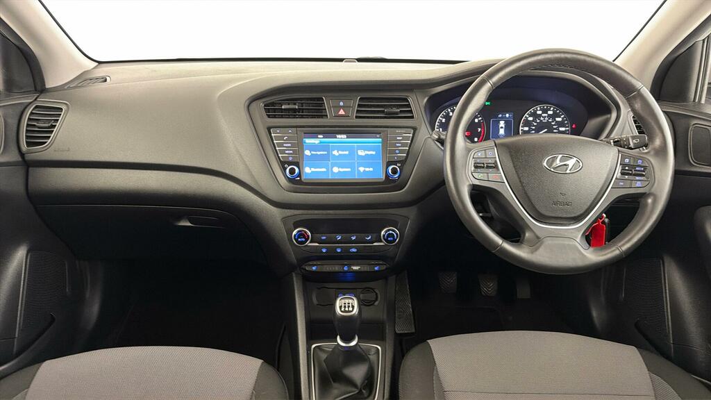 Hyundai I20 1.2 S White #9