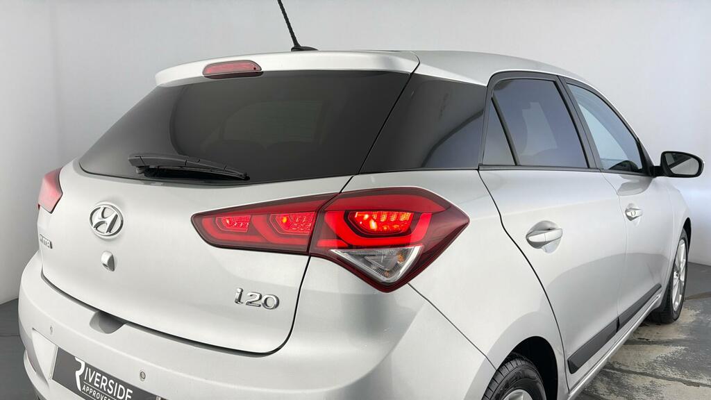 Hyundai I20 1.2 S White #27