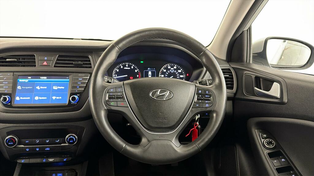 Hyundai I20 1.2 S White #10