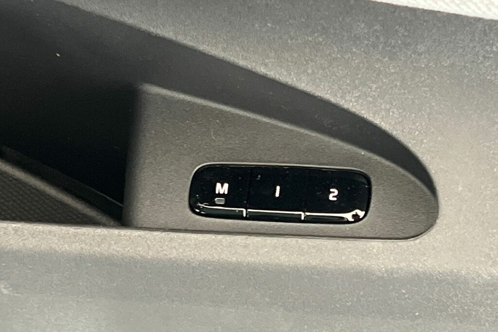 Polestar 2 350Kw 82Kwh Lr Dm Prime Performance 4Wd Blue #31