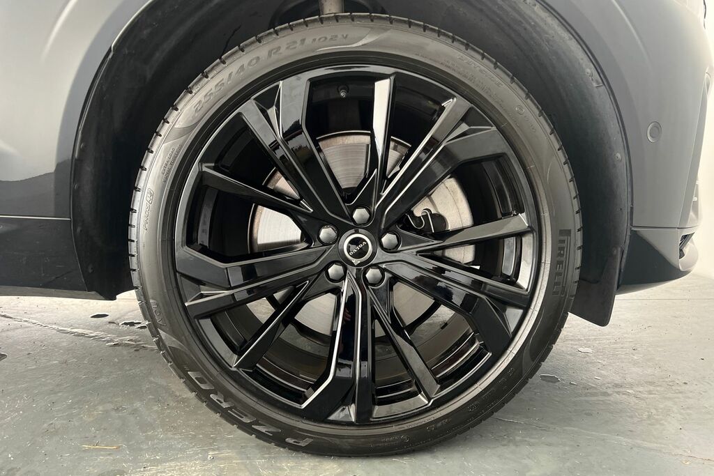 Volvo XC60 B5 Black Edition Plus, Awd Mild Hybrid, Black #5