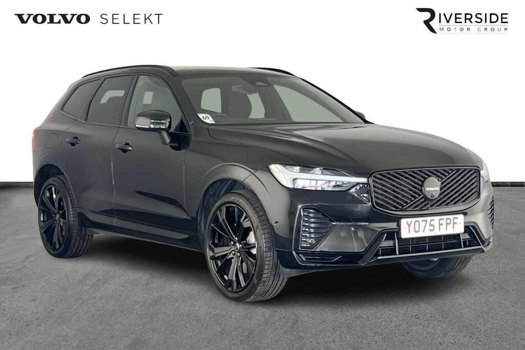 Volvo XC60 B5 Black Edition Plus, Awd Mild Hybrid, Black
