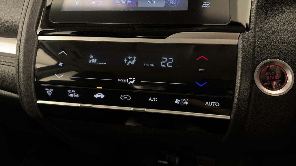 Honda Jazz Jazz Ex Navi I-vtec Red #20
