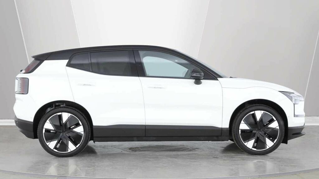 Volvo EX30 315Kw Twin Motor Performance Plus 69Kwh White #8