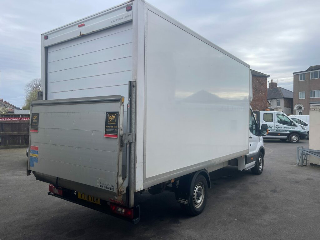 Ford Transit Custom 2.0 Transit 350 128.2 Bhp Luton L4 YT18YDH White #4