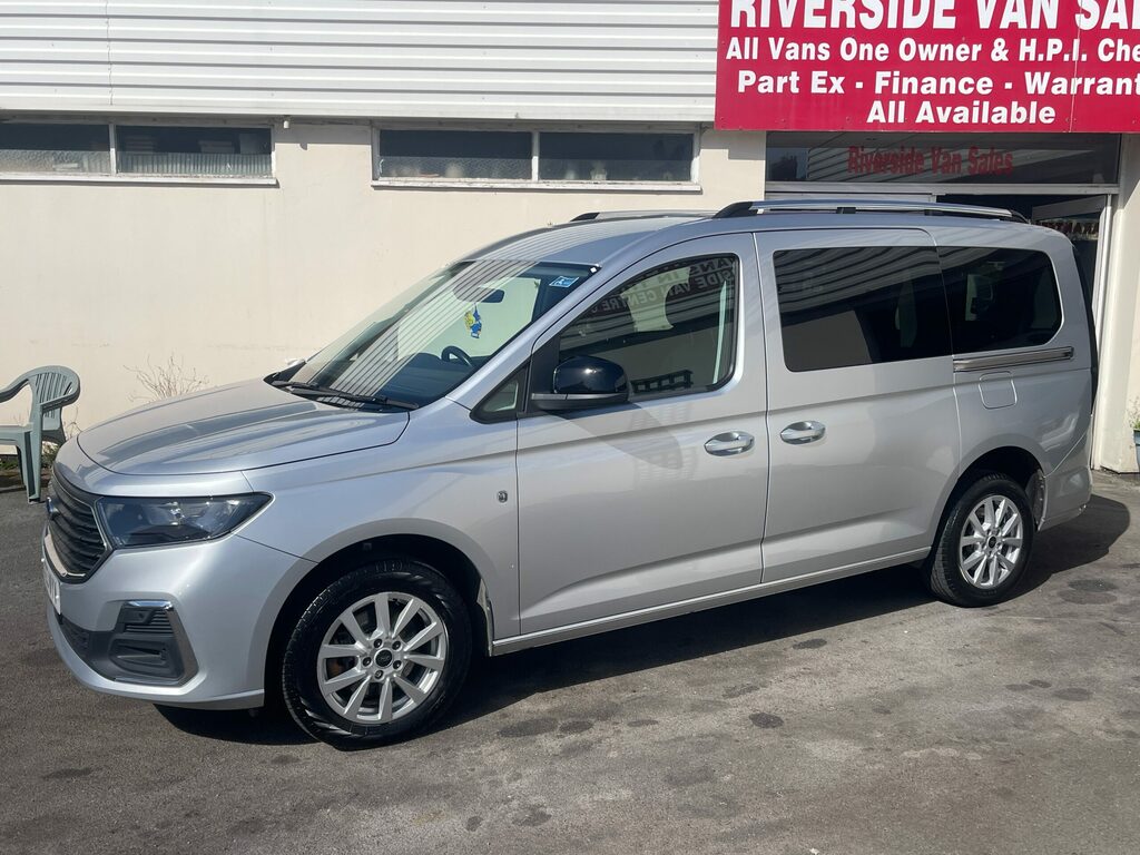 Ford Tourneo Connect 2.0 Tourneo Connect Titanium Ecoblue 120.7 Bhp Whe CA11JHM Silver #2