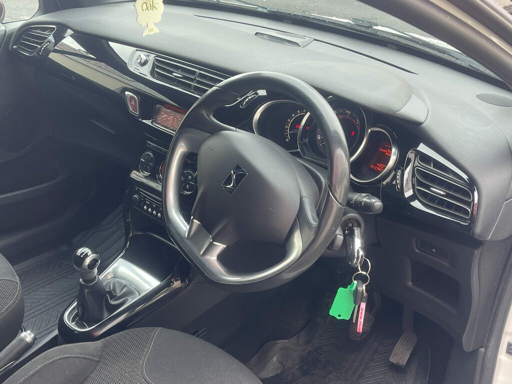 Citroen DS3 1.6 Ds3 D Style 120 Bhp White