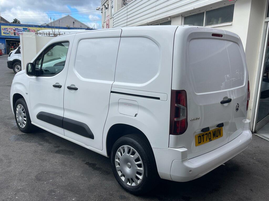 Vauxhall Combo Diesel White #2