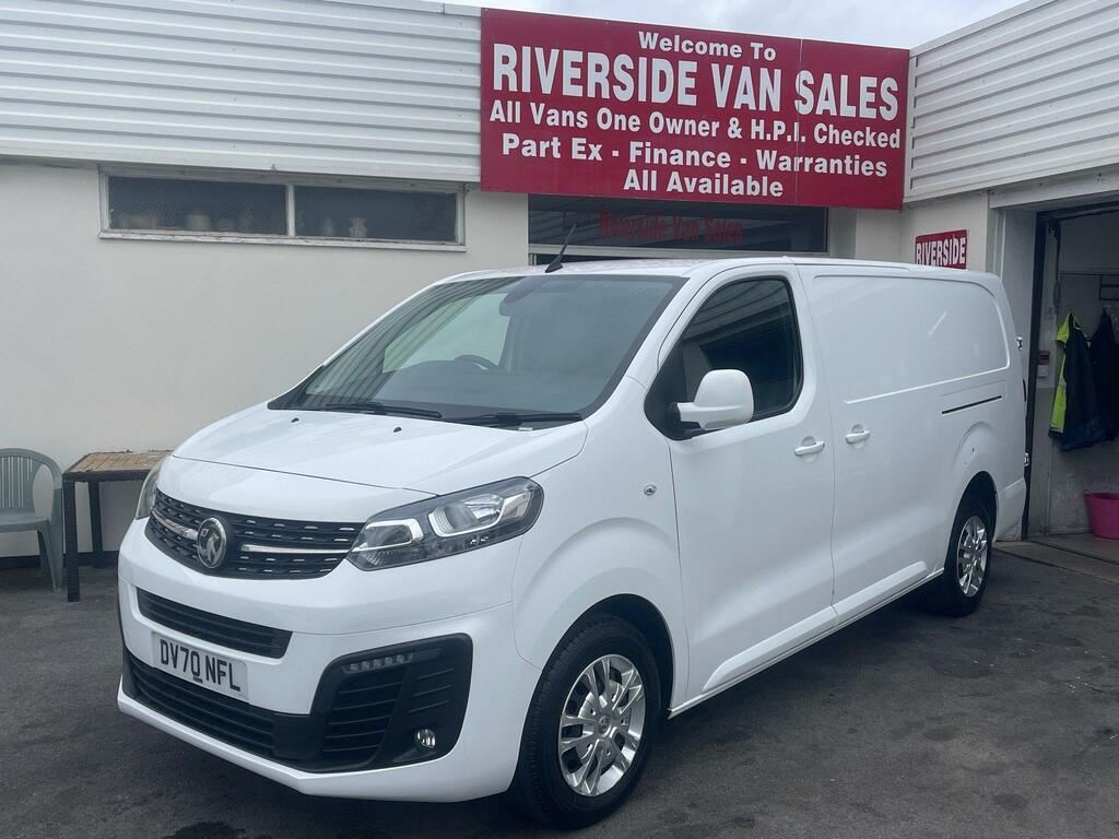 Vauxhall Vivaro Diesel White #4