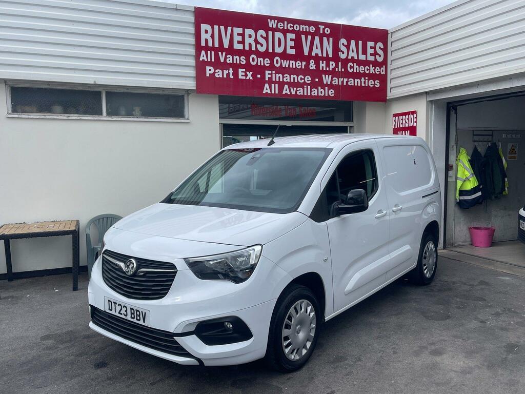 Vauxhall Combo Diesel White