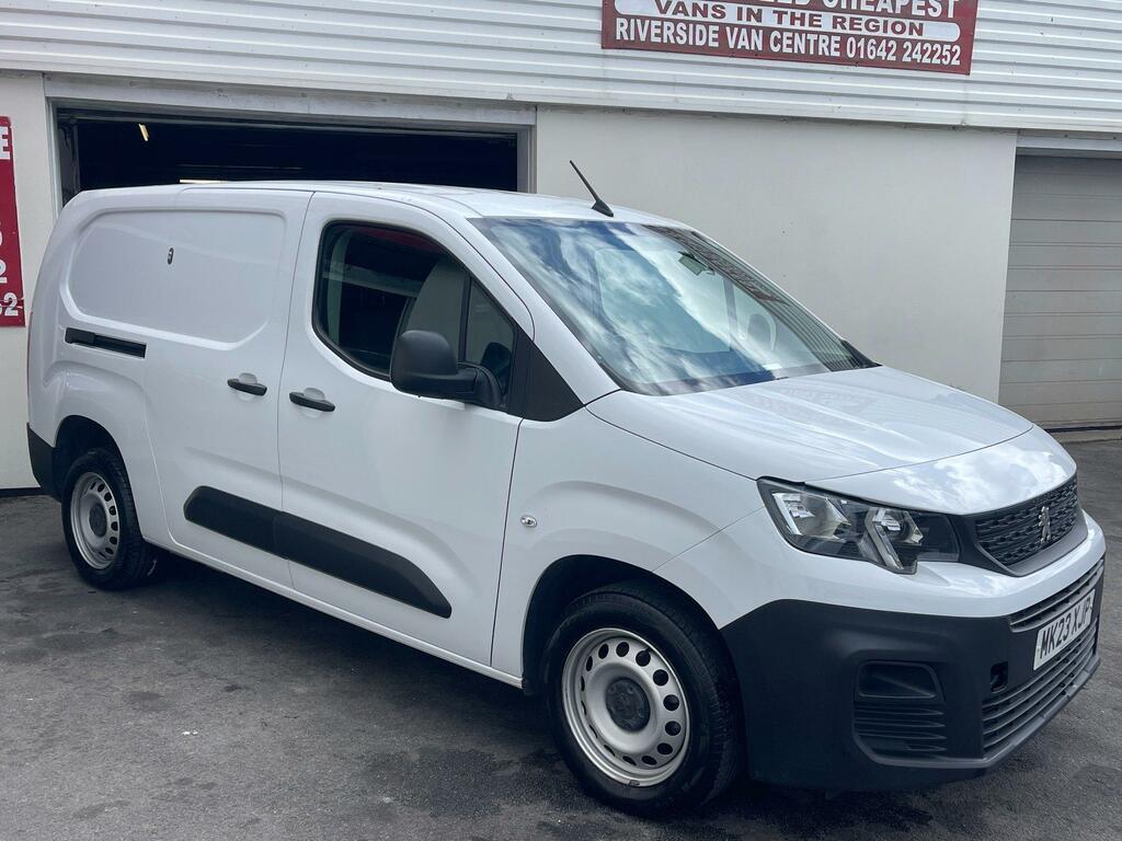 Peugeot Partner Diesel White #6