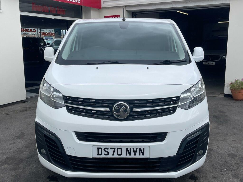 Vauxhall Vivaro Diesel White #6