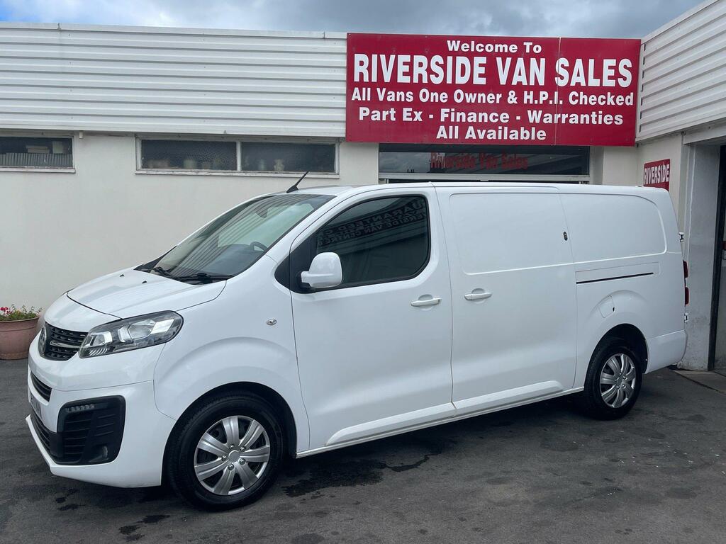 Vauxhall Vivaro Diesel White #3