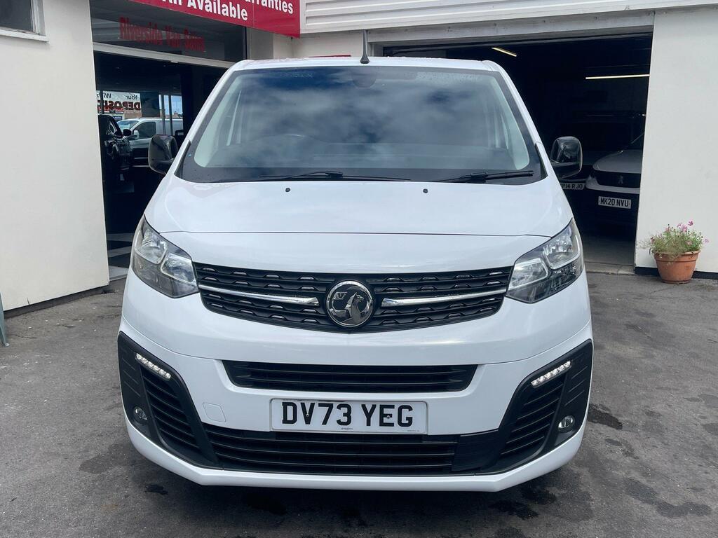 Vauxhall Vivaro Diesel White #5