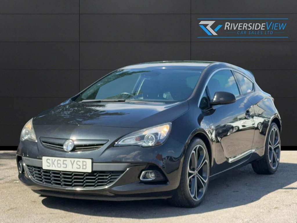 Vauxhall Astra GTC 1.6L Limited Edition Black #2