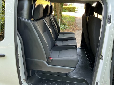 Vauxhall Vivaro 2900 1.5D 100Ps Dynamic H1 Van White #11