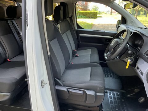 Vauxhall Vivaro 2900 1.5D 100Ps Dynamic H1 Van White #10