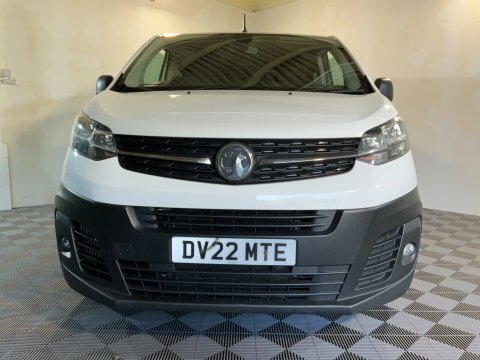 Vauxhall Vivaro 2900 1.5D 100Ps Dynamic H1 Van White #37