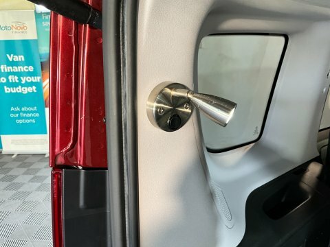 Fiat Doblo Cargo 1.6 White #22