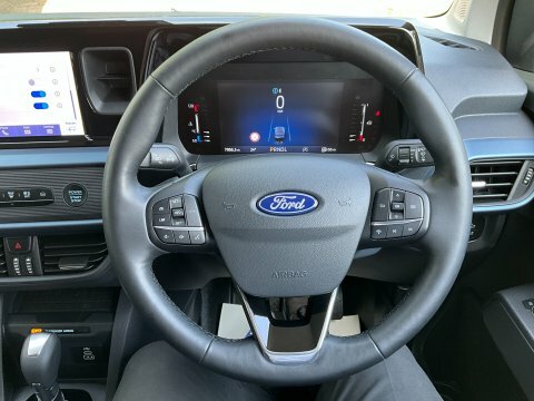 Ford Transit Courier Limited Black #16