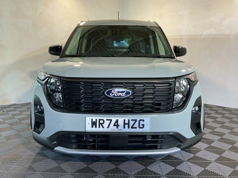 Ford Transit Courier Limited Black #41