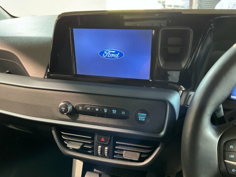 Ford Transit Courier Limited Black #31