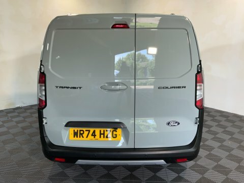 Ford Transit Courier 1.0 Ecoboost Active  #5