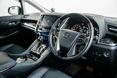 Toyota Alphard 2.5 Mpv 2.5 Black #2