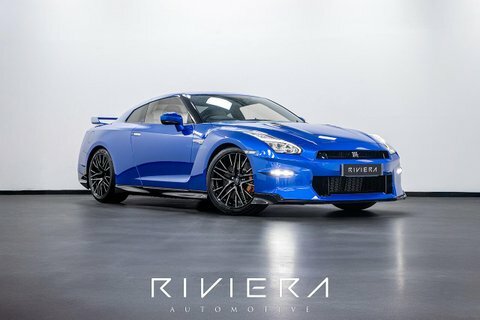 Nissan GT-R Premium Edition 3.8 Blue