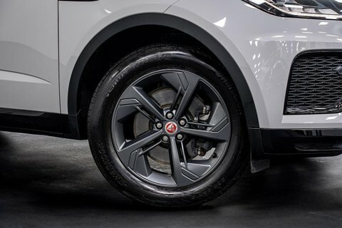 Jaguar E-Pace 2.0 D204 Mhev Grey #4