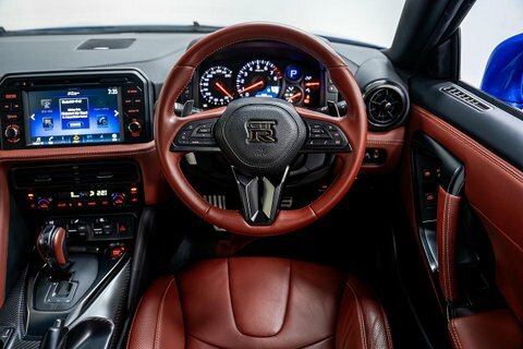 Nissan GT-R Premium Edition Blue #28