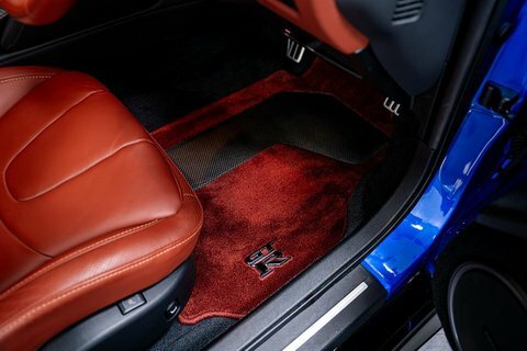 Nissan GT-R Premium Edition Blue #24
