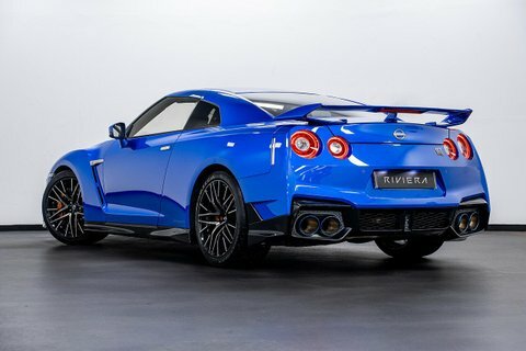 Nissan GT-R Premium Edition Blue #5