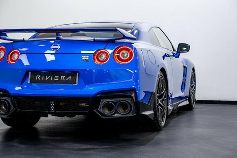 Nissan GT-R Premium Edition Blue #10