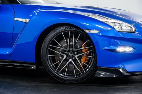 Nissan GT-R Premium Edition Blue #4