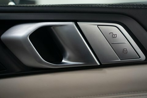 BMW X7 M50d Suv 3.0 Black #5