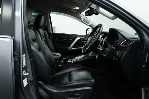 Mitsubishi Shogun Sport Sport 2.4 Di-dc 4 Red #29