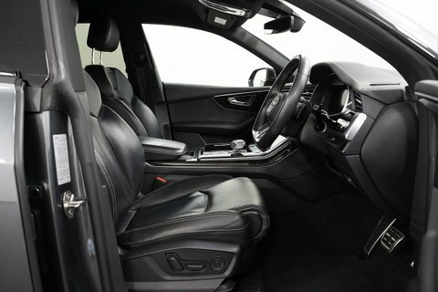 Audi Q8 Tfsi V6 Black LS23CFJ  #4