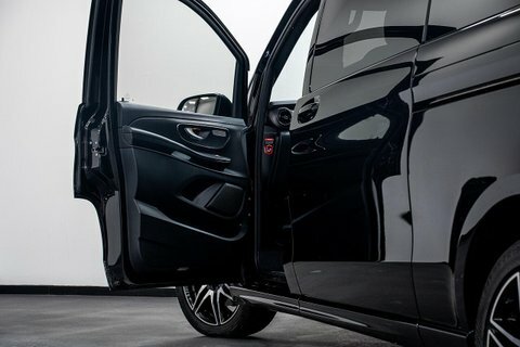 Mercedes-Benz V Class 2.0 V300d Amg #6