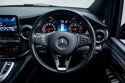 Mercedes-Benz V Class V 300 D Avantgarde Long Silver #30
