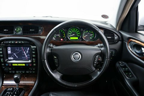 Jaguar XJ 3.0 V6 Sovereign #6