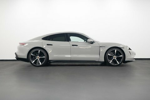 Porsche Taycan 320Kw 4 105Kwh Grey #30